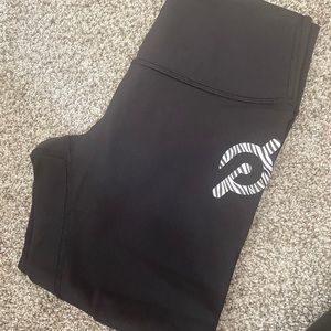 Lululemon x Peloton Wunder Under High-Rise Crop